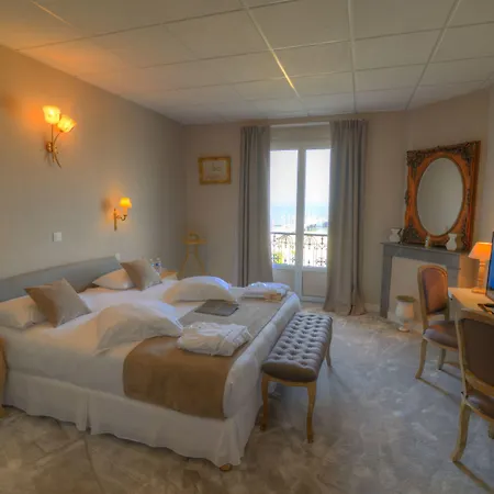Hotell Grand Richelieu 3*