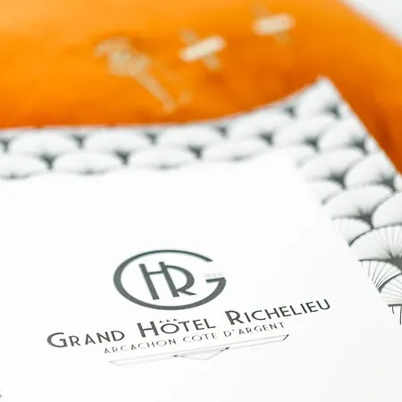 Grand Richelieu Hotell