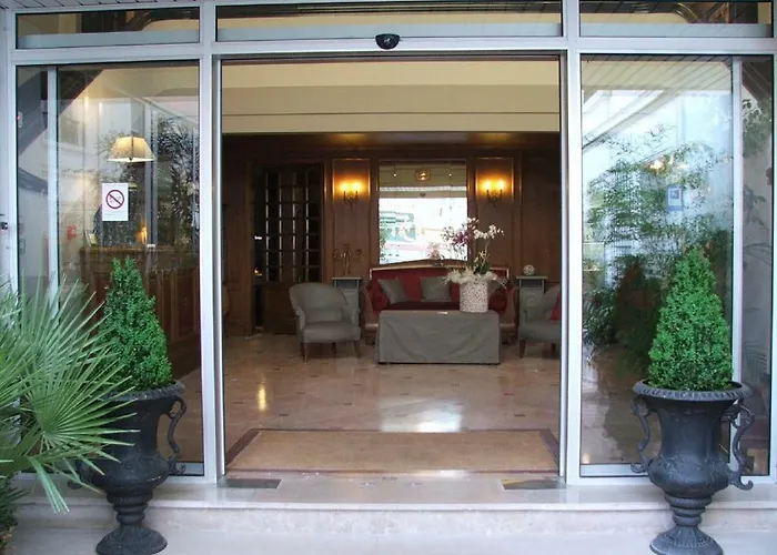 Отель Grand Richelieu 3*